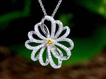 カラーダイヤモンド　Luciole Collection 068